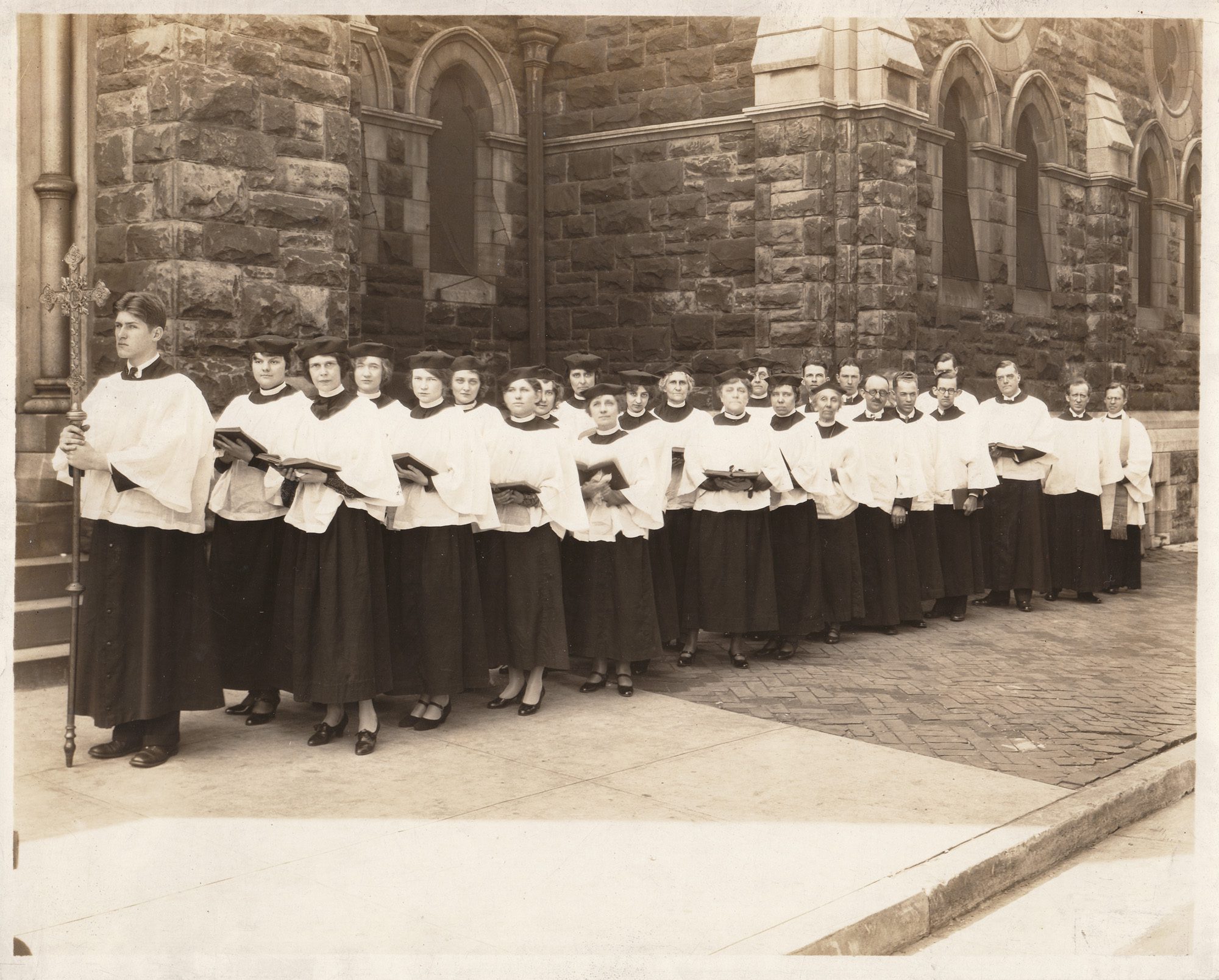 170_Choir Lined Up On 9th Avenue, 1929